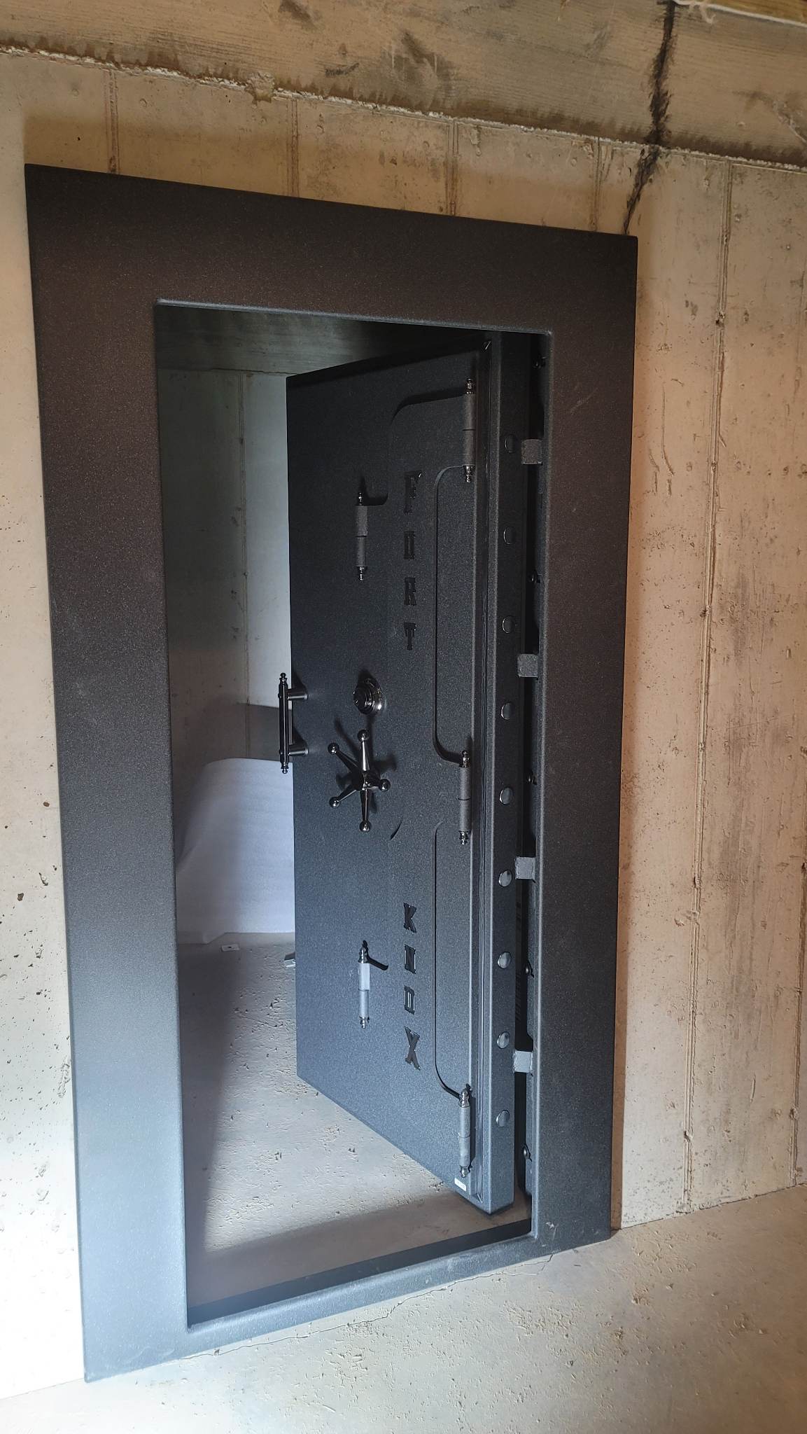 Parker-Safes-Vault-Door-Installation